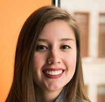 Führungskraft eines Finanzhandelsunternehmens, porträtiert als CFO Victoria Lawson